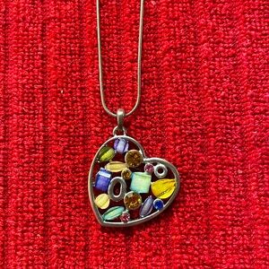 Vintage Goldtone Heart Pendant w/stones